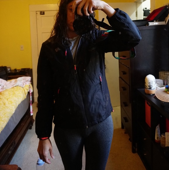 New balance windbreaker - Picture 4 of 4